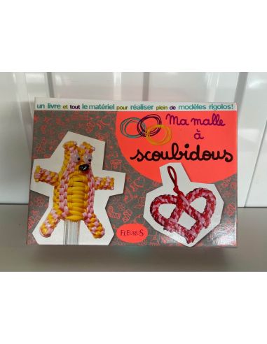 Malle à scoubidous