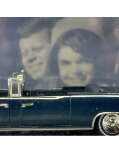 ATLAS - Lincoln continental Limousine...