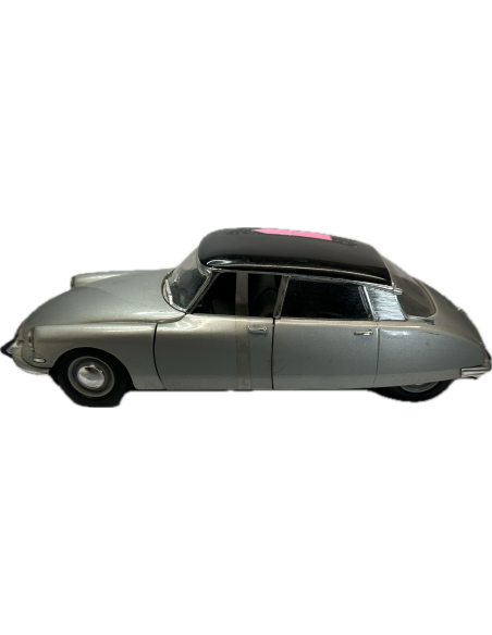 Citroën DS berline, 1963, 1/18