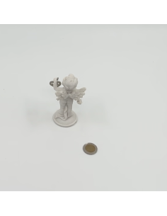 Petit ange avec coeur 2