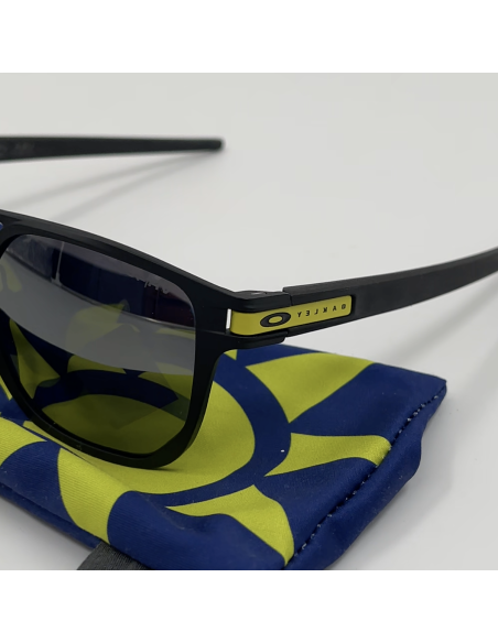 Lunette de soleil Oakley