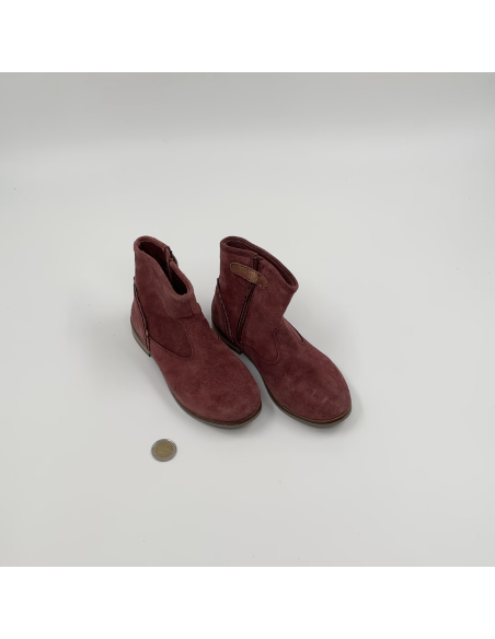Boots rose