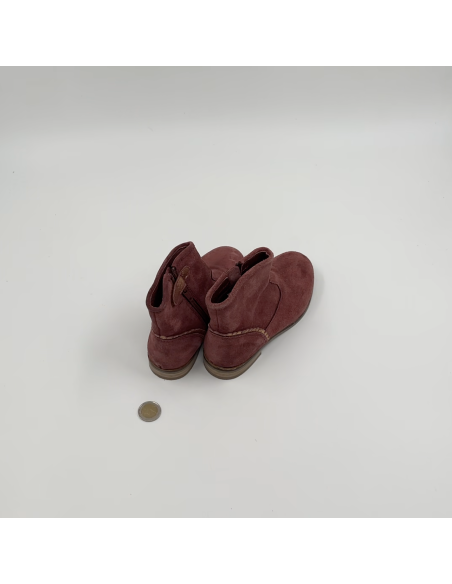 Boots rose