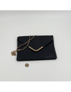 Pochette en cuir noir
