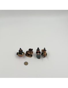Set van 4 heksen