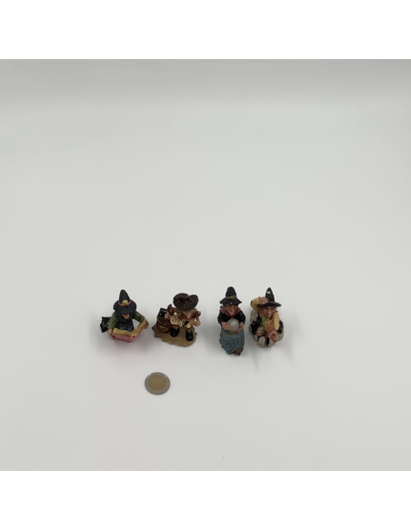 Set van 4 heksen