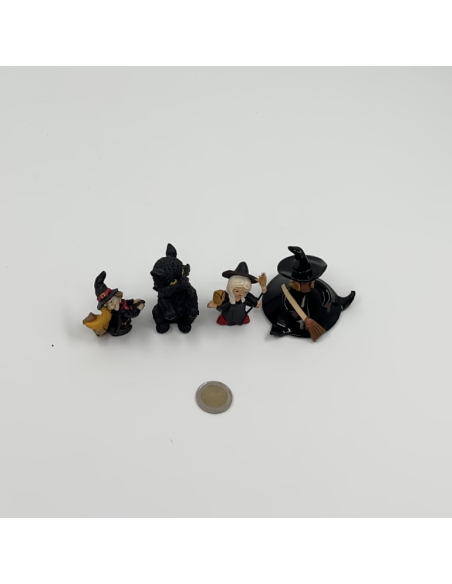 Lot de 4 figurines