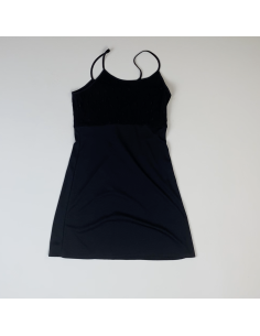 Robe noir légère