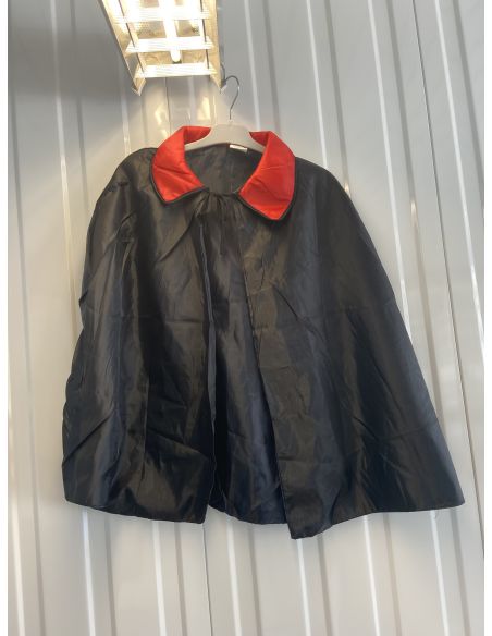 Déguisement cape vampire