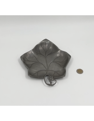 Plat feuille en étain