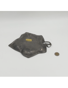 Plat feuille en étain 2