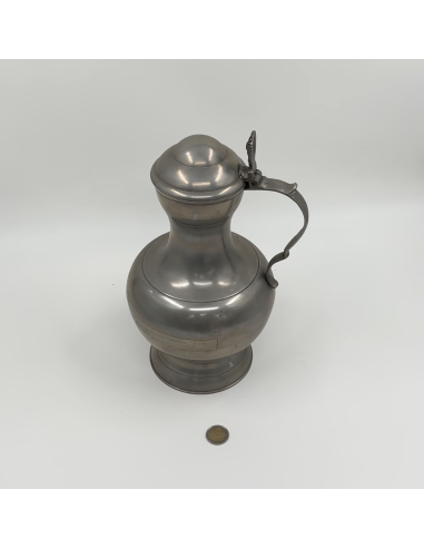 Cruche en étain