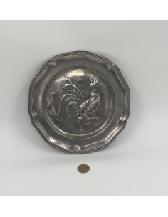 Assiette en étain
