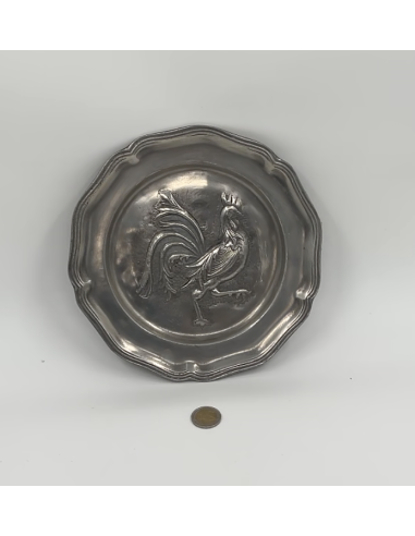 Assiette en étain