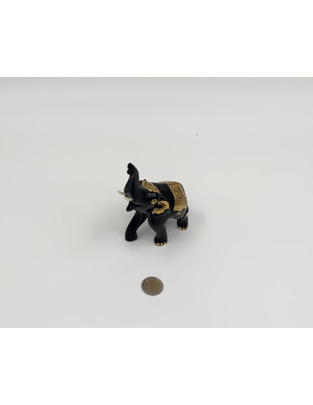 Statue elephant bois noir laqué 11 cm