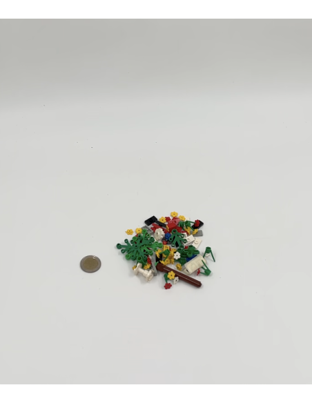 Lego - petite boite avec accessoires fleur lego