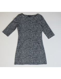 Robe grise à motifs abstraits