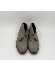 Chaussures en daim grises