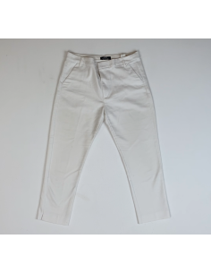 Witte broek