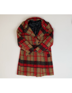 Rood en beige geruite jas 2