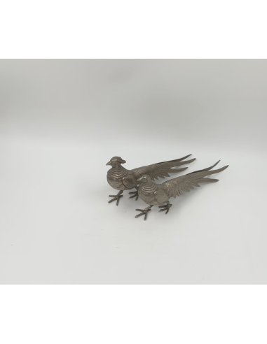 Metalen vogelbeeldjes