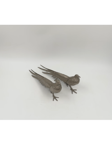 Metalen vogelbeeldjes