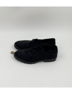 Chaussures noires élégantes 2