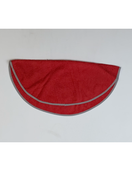 Serviette rouge avec des chats