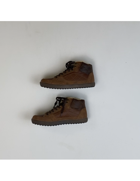 Baskets marron comme neuves