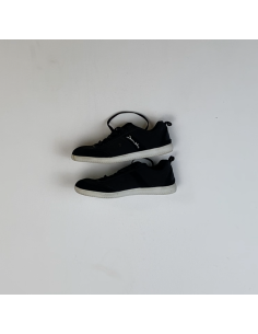 Zwarte Puma-sneakers