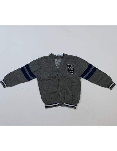Cardigan gris avec rayures bleues