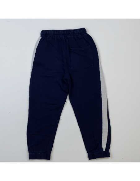Pantalon de sport usé