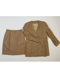 Beige jasje en rok set