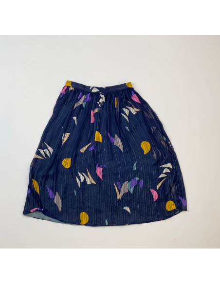 Ensemble de vêtements à motifs colorés