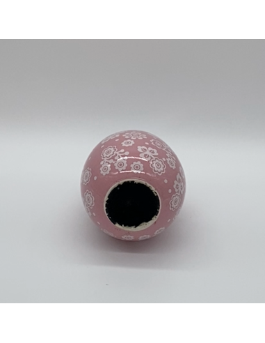 Roze keramische vaas