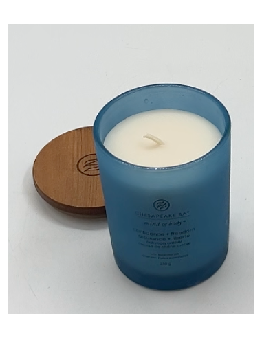 Chesapeake Bay Medium Candle - Aroma:...
