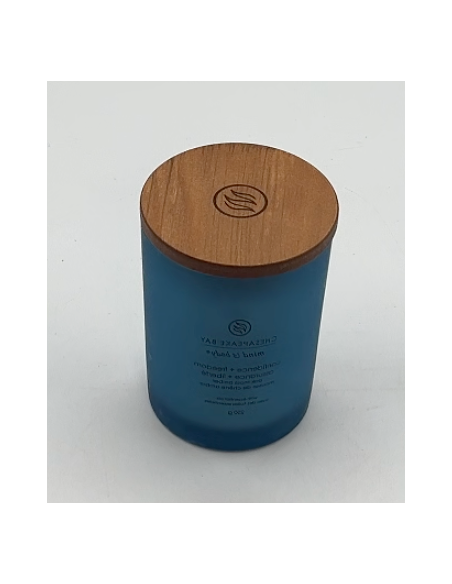 Chesapeake Bay Medium Candle - Aroma: Amber Eikenmos