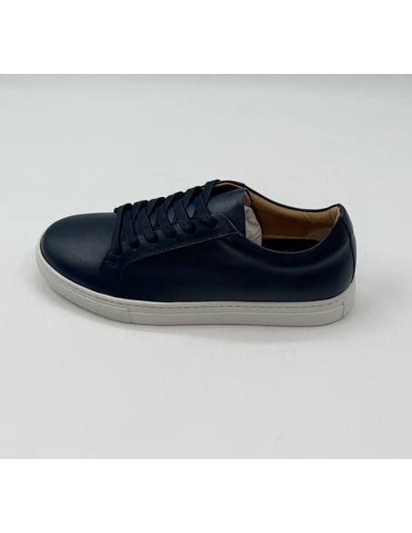 Witte sneakers - verschillende maten