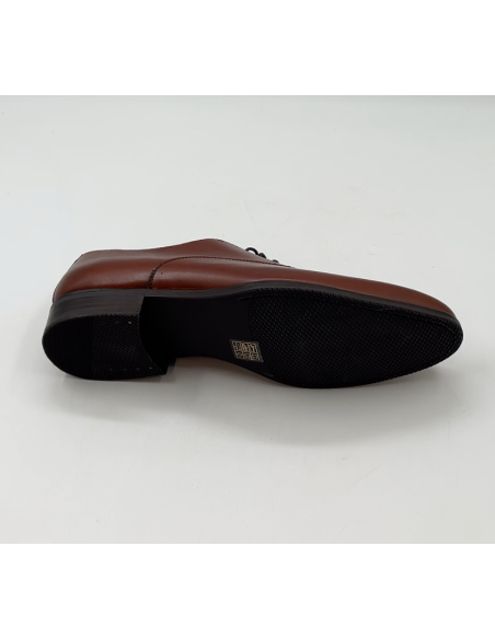 Chaussures en cuir marron