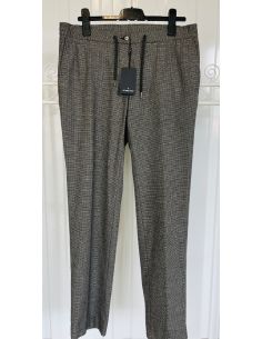 Daniel Hechter broek....