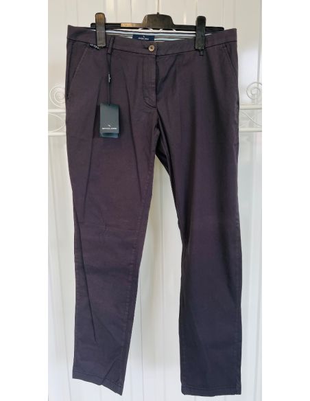 Daniel Hechter broek. Kleur: blauw. Maat: 52