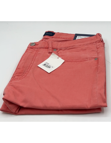 Slim Dusty Jeans. Gloednieuw. Kleur:...