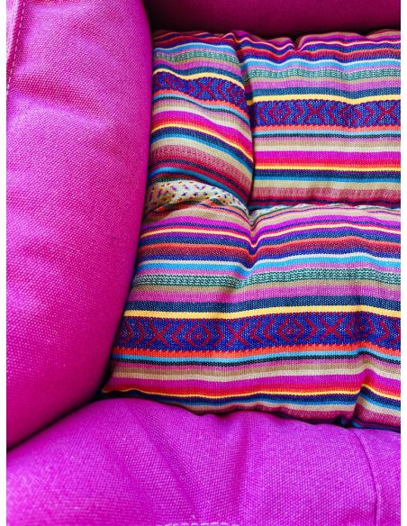 Canapé ouatiné carré QUARA pour animaux. 40/40CM. Coloris: fuchsia.