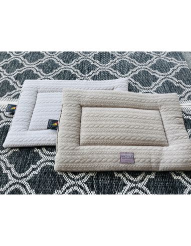 Plaid ouatiné QUADRA pour animaux....