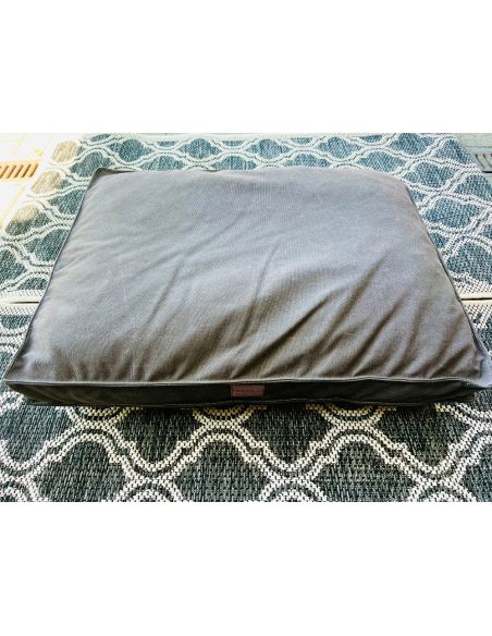 Matelas ouatiné déhoussable QUADRA pour animaux. 80/60CM. Coloris: gris