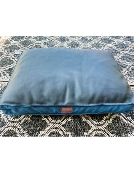 Matelas ouatiné déhoussable QUADRA pour animaux. 70/50CM. Coloris: bleu