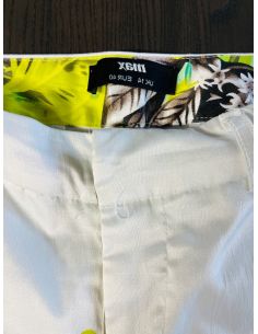Pantalon floral. Taille M 2