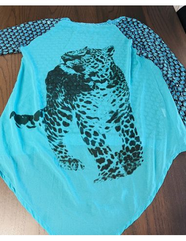 Pull en bleu et noir. Taille M