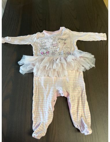Pyjama rose tutu bébé. 6-9 mois.