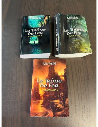 Lot de 3 livres de Georges R Martin....